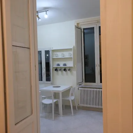 Flora 酒店 埃尔科拉诺